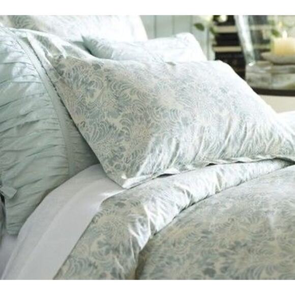 Pottery Barn Mari Duvet Cover with Two Pillow Sham Queen Size Blue White Floral - Picture 1 of 13